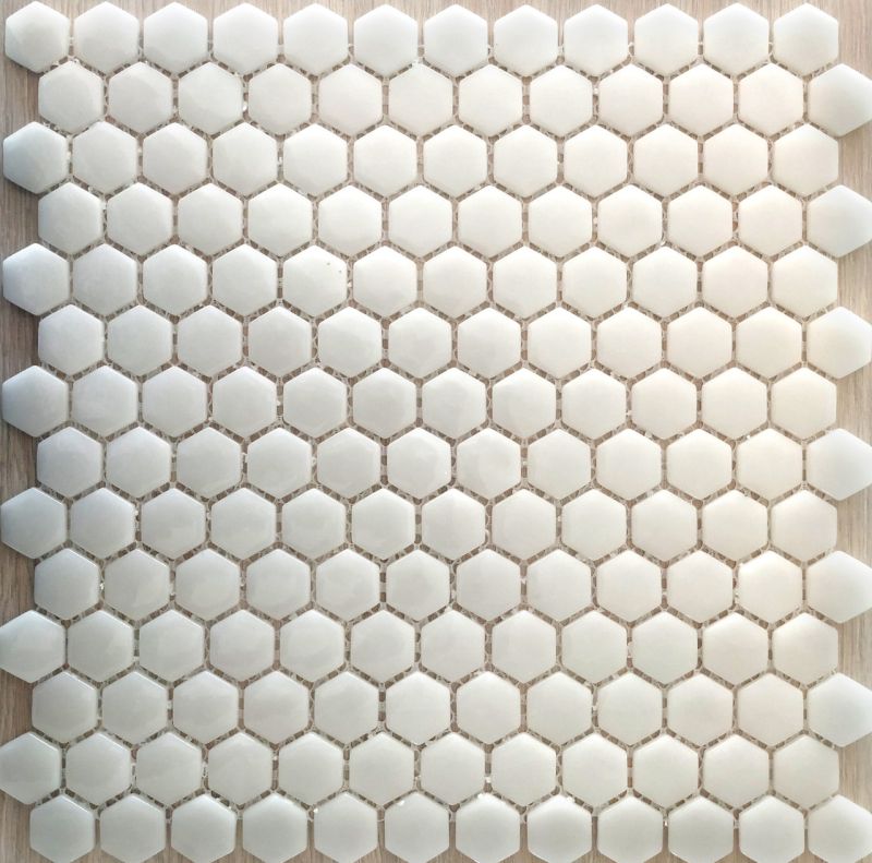 Стеклянная мозаика с шестиугольными чипами (гексагон)