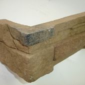 Угловой элемент Zikkurat Дарьял 01-08-04 9x19 бежевый рельефный под камень